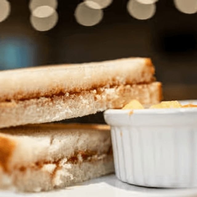 Pb & J.