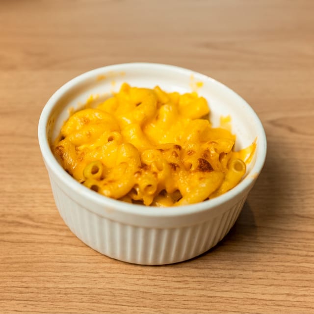 Side of Mac n Cheese.